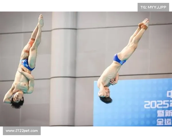 郑九源以绝对优势夺得跳水世锦赛男子1米板金牌 中国包揽冠亚季